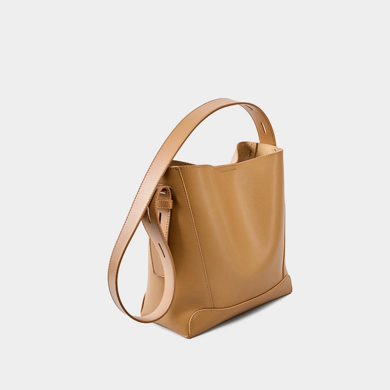 Medium Leather Shoulder Bucket Bag