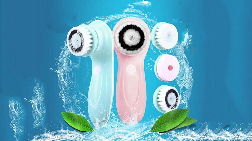 How to Use a Facial Cleansing Brush? - Using Guide